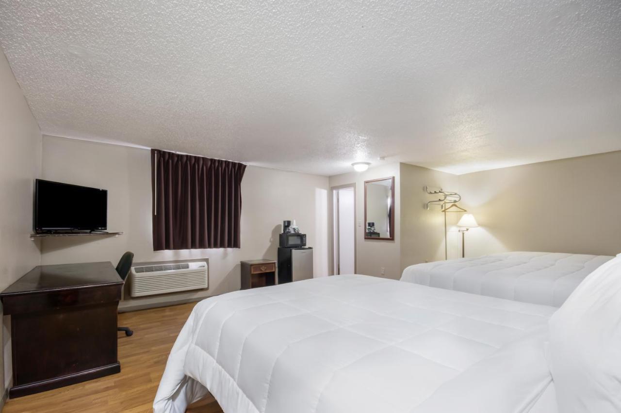 Americas Best Value Inn Woodward At 8Th St Екстер'єр фото